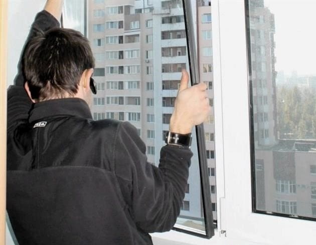 Üveg beillesztése az ablakba: szakértőkkel foglalkozunk
