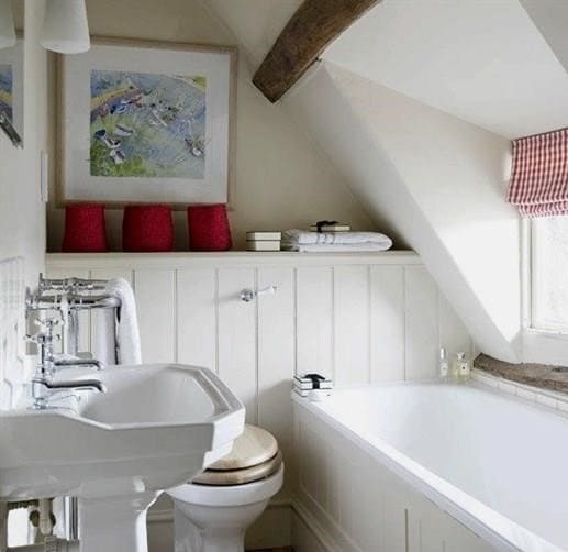 Ablakos fürdőszoba - fotó a tervezésről és a tervezési jellemzőkről
