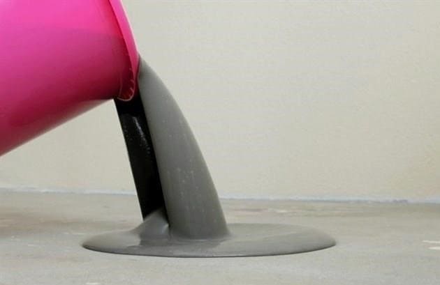 Munkavégzés egy vékony padló esztrich létrehozására - módszerek, anyagok