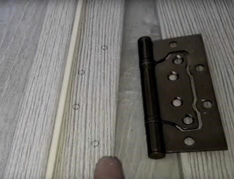 Beltéri ajtók telepítése - 2 egyszerű módszer teljes leírással