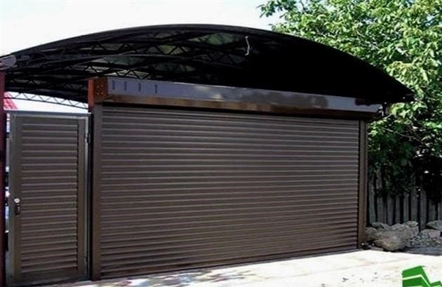 Hogyan szerelhetünk szekcionált ajtót egy garázsba saját kezűleg, előkészítve a nyitást, a beépítést és az állítást