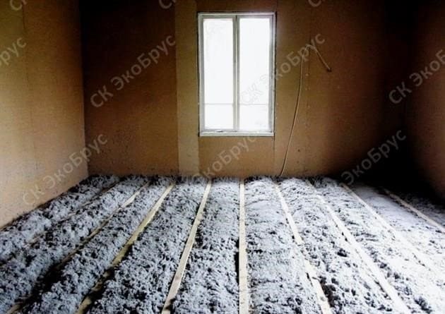 A faházban lévő padlófödémek felmelegedése és hangszigetelése