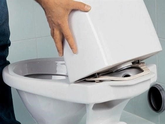 Hogyan cserélje le magának a tartály és a WC közötti tömítést