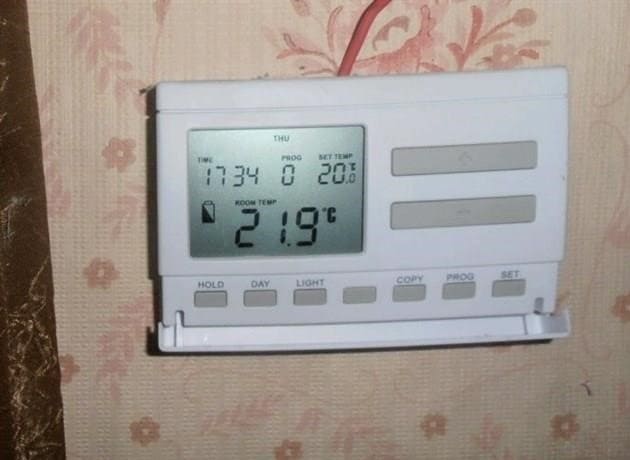 A kapilláris termosztát az egyik leggyakoribb hőmérséklet-szabályozó eszköz.
