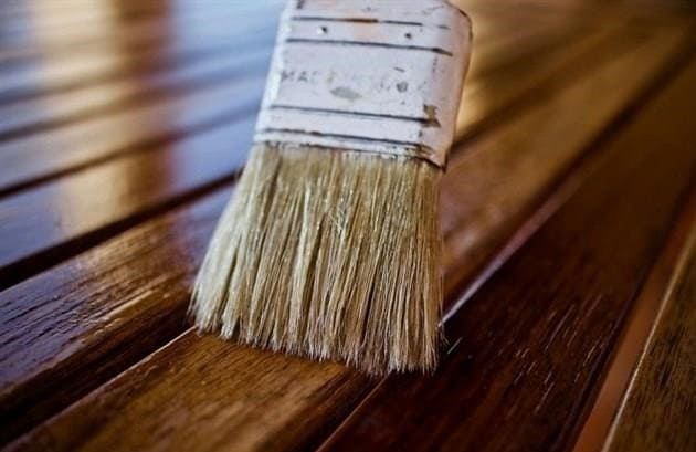 Fa padlófesték: vélemények. Gyorsan száradó festék fa számára