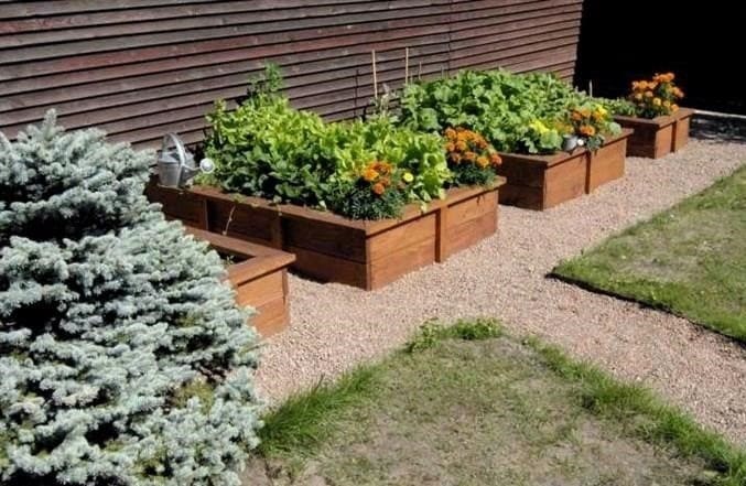 Ültető a kertbe - hogyan készítsen stílusos ültetvényt nyaralójához és kertjéhez saját kezével