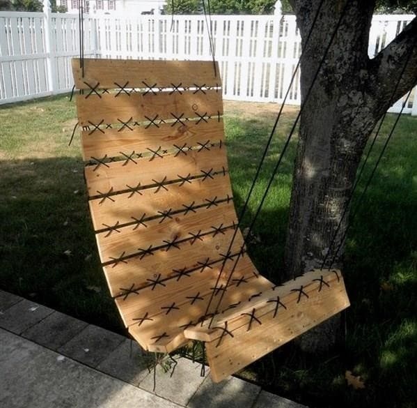 Csövekből készült barkácsfüggő szék: egyszerű kivitel