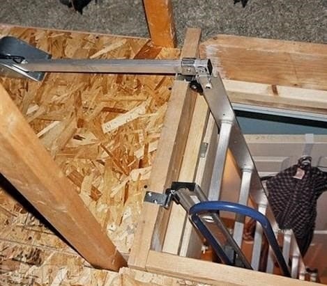 DIY fakro tetőtéri lépcső beépítési videó