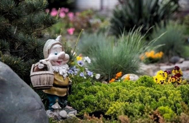 Ábrák a kerthez: 125 fotó és videó szakértői tanácsok a kerti figurák kiválasztásával és elhelyezésével kapcsolatban