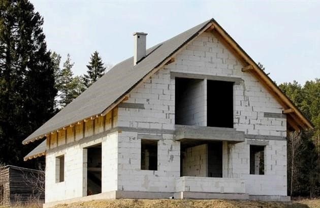 Habeton ház pincével: építési módszerek és minden, amit tudnia kell róluk