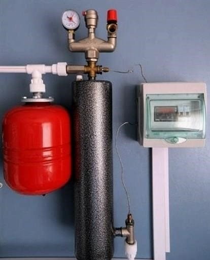 Indukciós fűtőkazánok: a magánház fűtési rendszereinek hatékonyságának részletes áttekintése, az elektromos indukciós kazánok működésének elve, az árak és a velük kapcsolatos vélemények