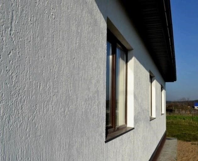 Tégla homlokzati dekoráció: anyagtípusok és falazatok + 34 fotó házról