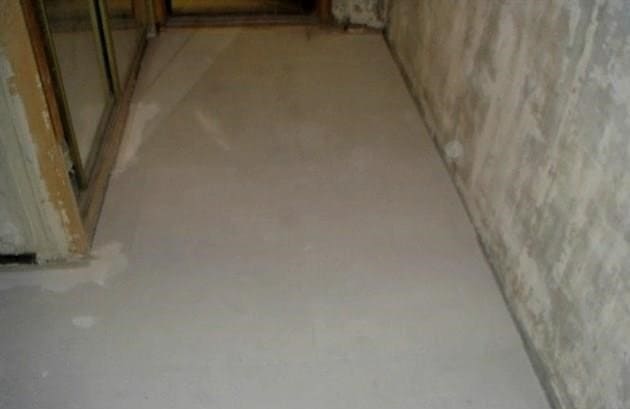 A padló szintezése: DIY száraz esztrich készülék