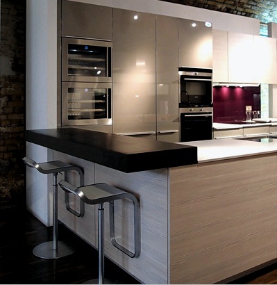 Az előszobával kombinált konyha kialakítása (45 fotó): tértervezés, a belső tér meghatározása és a projekt kidolgozásának árnyalatai