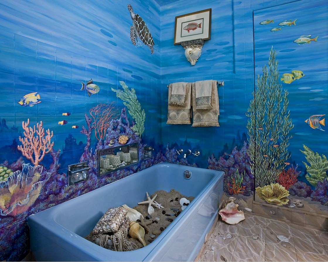 Egy kis fürdőszoba kialakítása (42 fotó): a falak megfelelő díszítése és a tükrök felszerelése a hely vizuális növelése érdekében