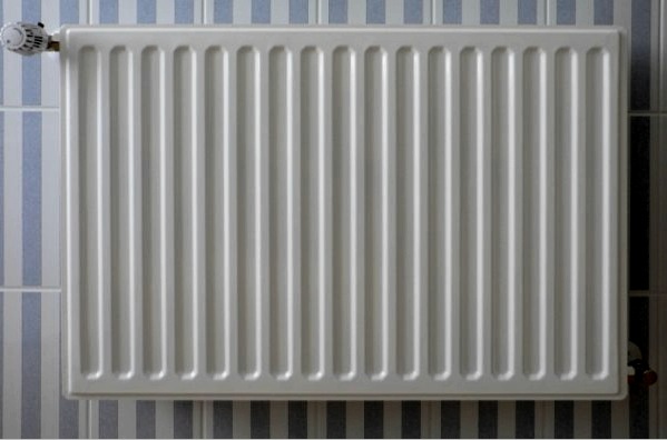 A radiátor bezárása a helyiségben: a vízvezeték-szerelő nézőpontja