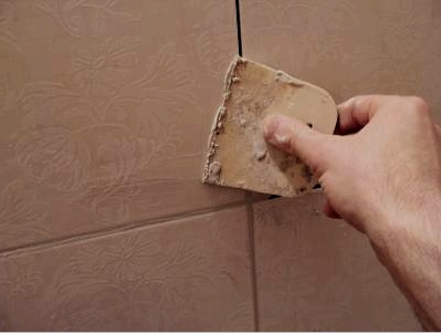 Hogyan kell ragasztani a csempéket a gipszkartonra a fürdőszobában (57 fotó). Választható csempe, ragasztó. Alapozó. Fektetési séma. A gipszkartonra vonatkozó követelmények