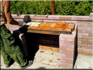 Hogyan építsünk grillkályhát egy nyaralóhoz - 4 lépéses barkács útmutató