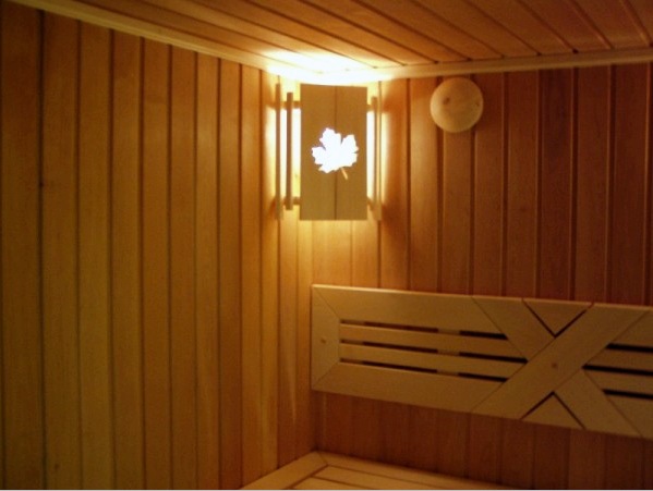 Biztonságos fény! // Vízálló lámpák fürdőhöz: alapvető követelmények és a lehetséges lehetőségek leírása