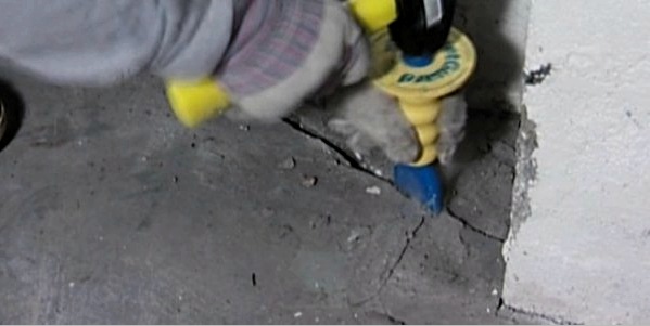Mi a gumi betonfesték kültéri használatra és miért jó