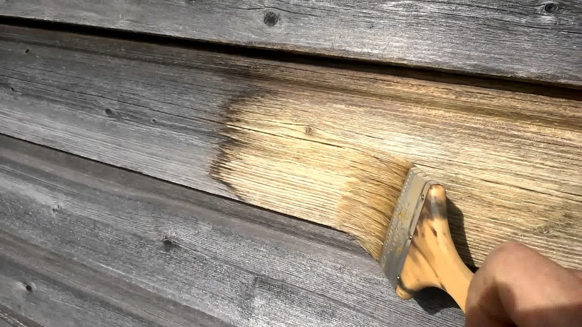 A fából fafestéket csinál: fehérítse a fát és küzdjön a penész ellen