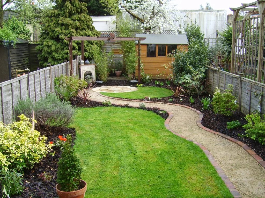 Egy 4 négyzetméteres kert: tervezési és kertépítési ötletek ��