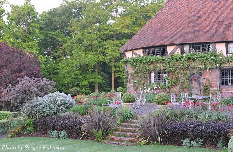 Még 9 gyönyörű brit kert