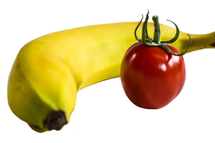 Hogyan segíthet a banán a paradicsomnak?