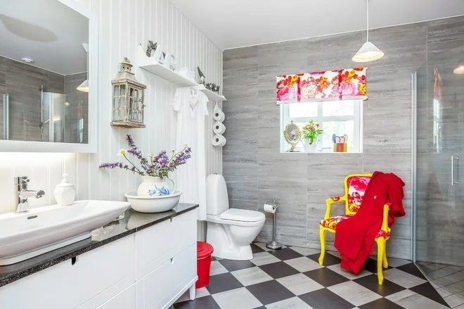 Költséghatékony módja a fürdőszoba dekorálásának? Könnyű!