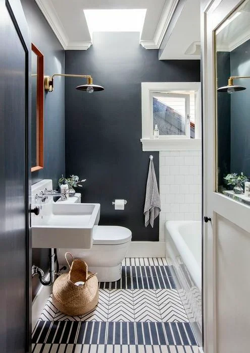 Fürdőszoba falfelületek 5 népszerű anyagok – előnyök és hátrányok