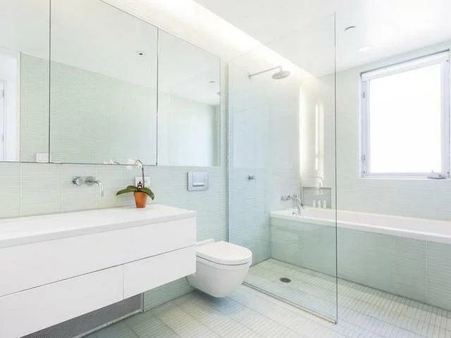 12 tipp a stílusos és professzionális fürdőszobatervezéshez