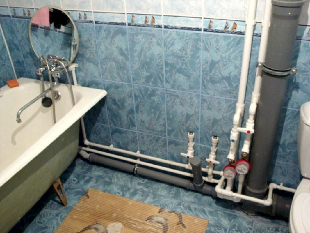Cseréje csövek a fürdőszobában – hogyan ne hibázzon a felújítás során