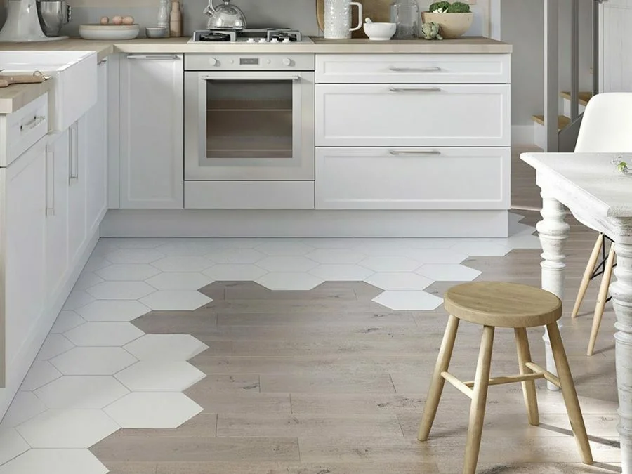 Csempe vagy laminált padló a konyhában?