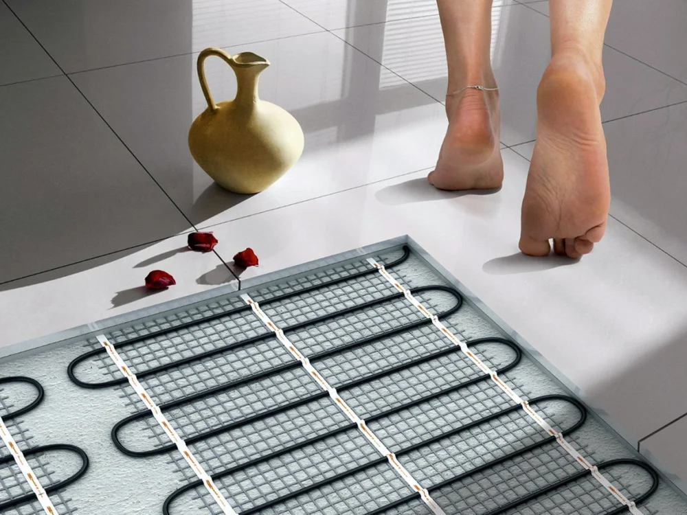 Szigetelje a fürdőszoba padlóját, hogy melegen tartsa a lábakat!