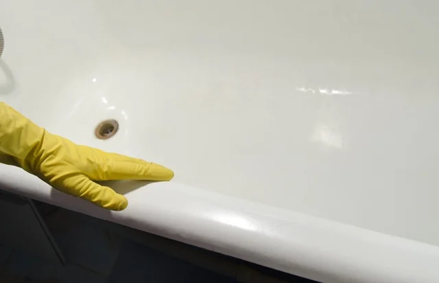 A leghatékonyabb módja annak, hogy megszabaduljon a sárga lepedéktől a fürdőszobában